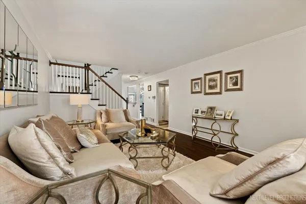 $399,000 | 292 Shadow Bend Drive, Unit 292, Wheeling, IL 60090