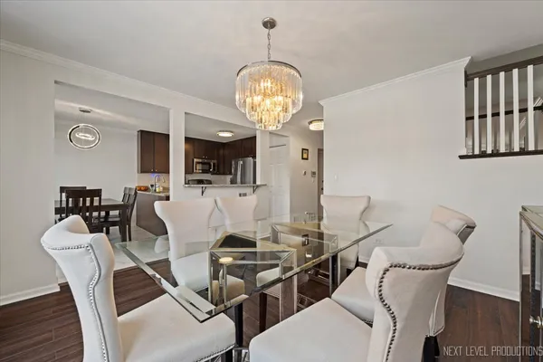 $399,000 | 292 Shadow Bend Drive, Unit 292, Wheeling, IL 60090