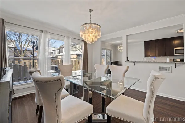 $399,000 | 292 Shadow Bend Drive, Unit 292, Wheeling, IL 60090