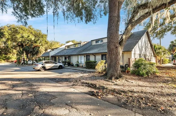 $183,000 | 3468 Northwest 37th Avenue, Gainesville, FL 32605