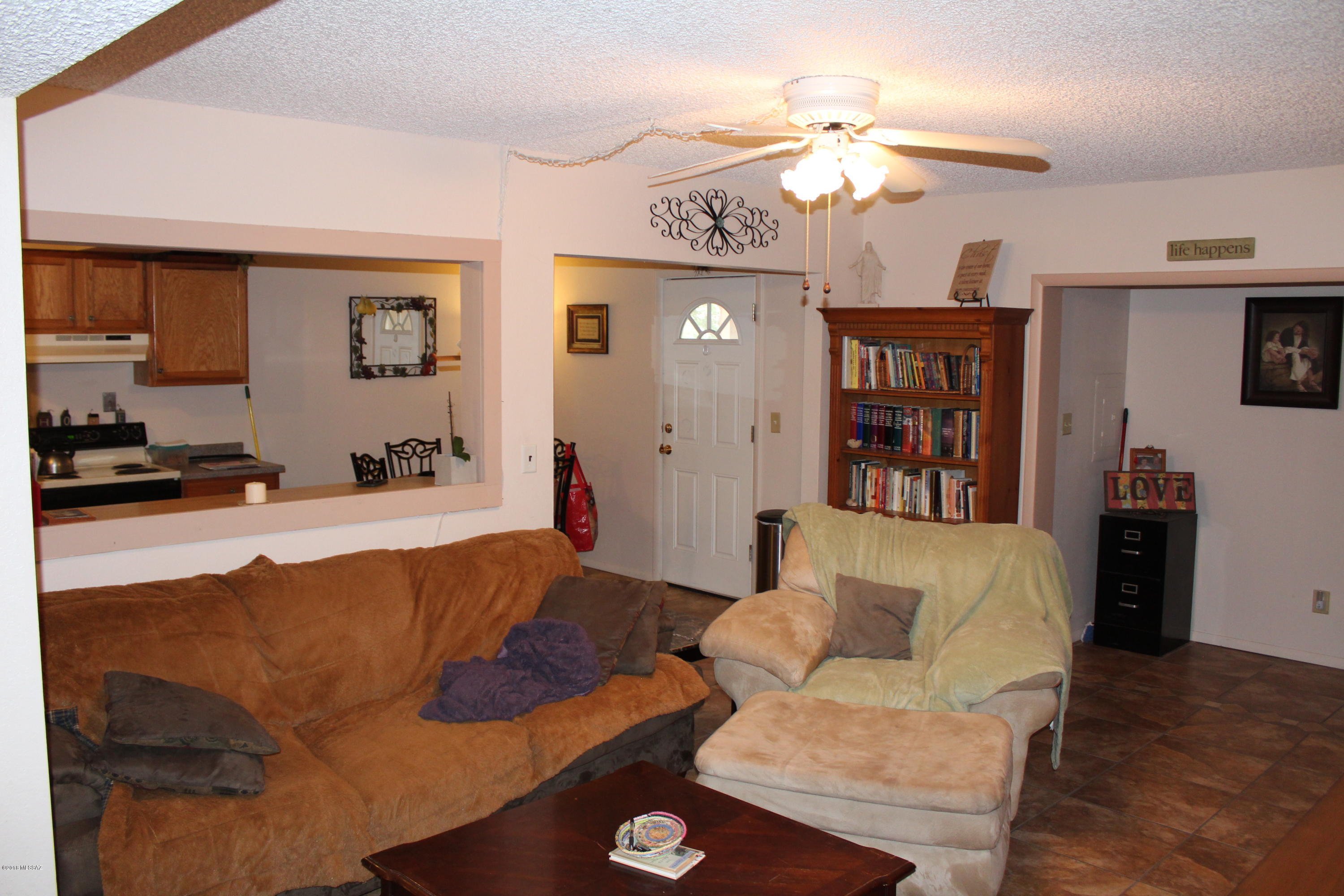 584 West Cactus Street Benson, AZ 85602 - Photo 4 of 22