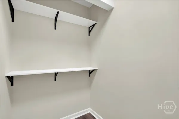 $2,500 | 712 Lee Boulevard, Savannah, GA 31405