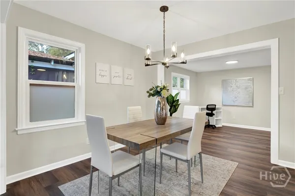 $2,500 | 712 Lee Boulevard, Savannah, GA 31405