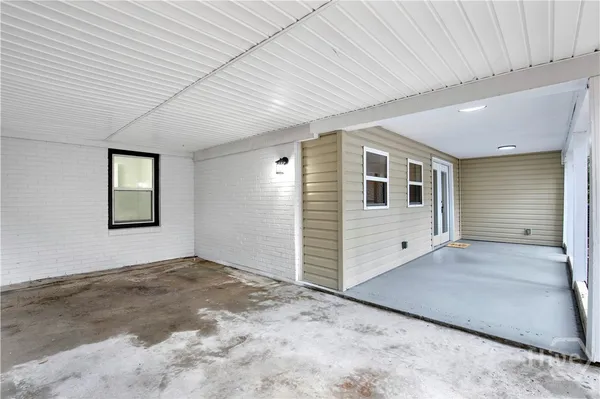 $2,500 | 712 Lee Boulevard, Savannah, GA 31405