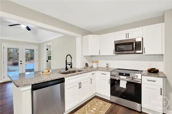 $2,500 | 712 Lee Boulevard, Savannah, GA 31405