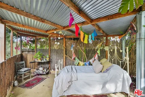 $1,999,000 | 754 Basin Drive, Topanga, CA 90290