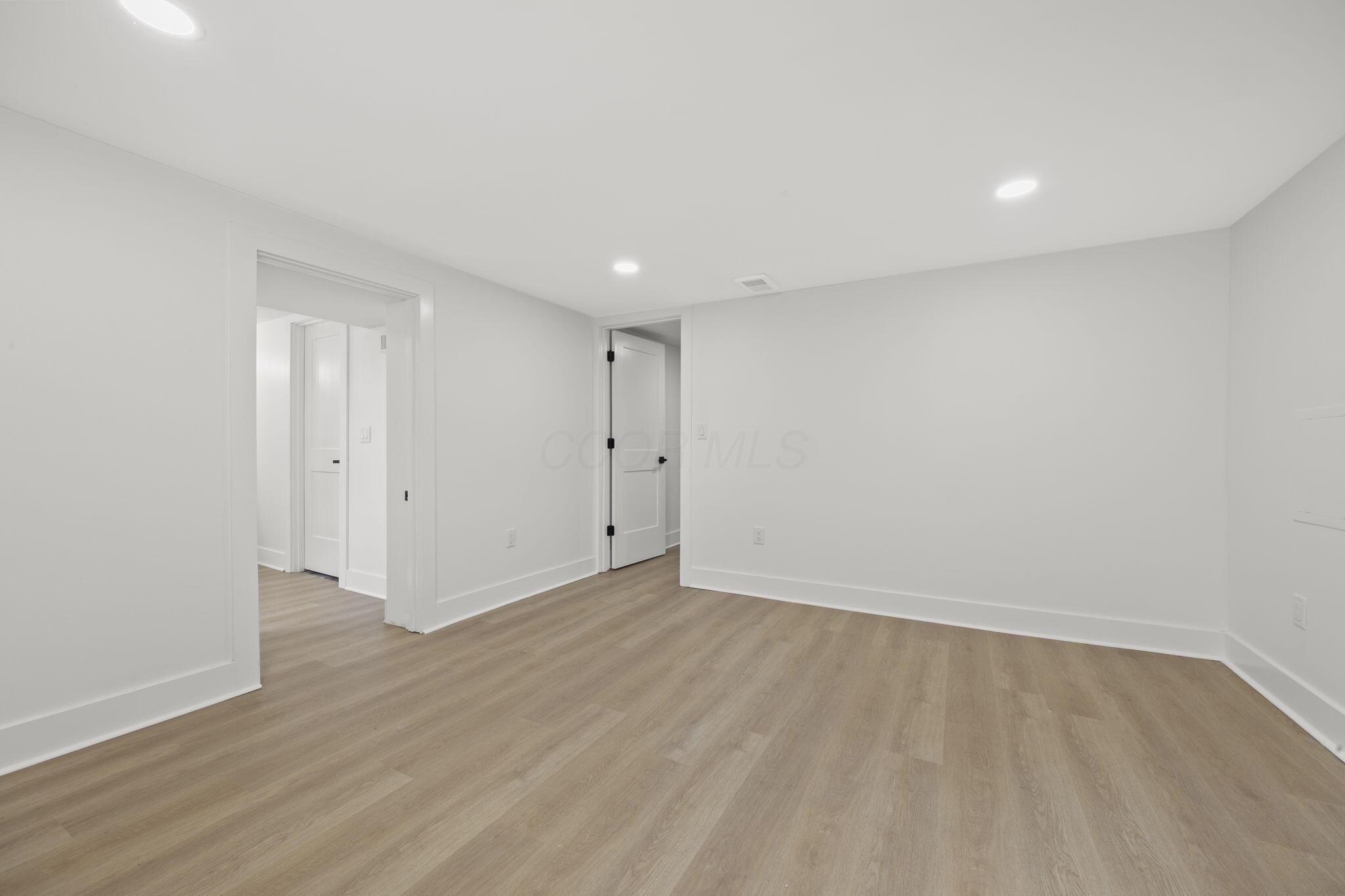 1071 Loring Road Columbus, OH 43224 - Photo 29 of 41 Office