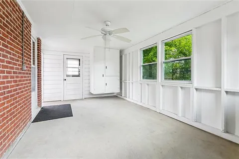 $190,000 | 4 Gretna Boulevard, Gretna, LA 70053