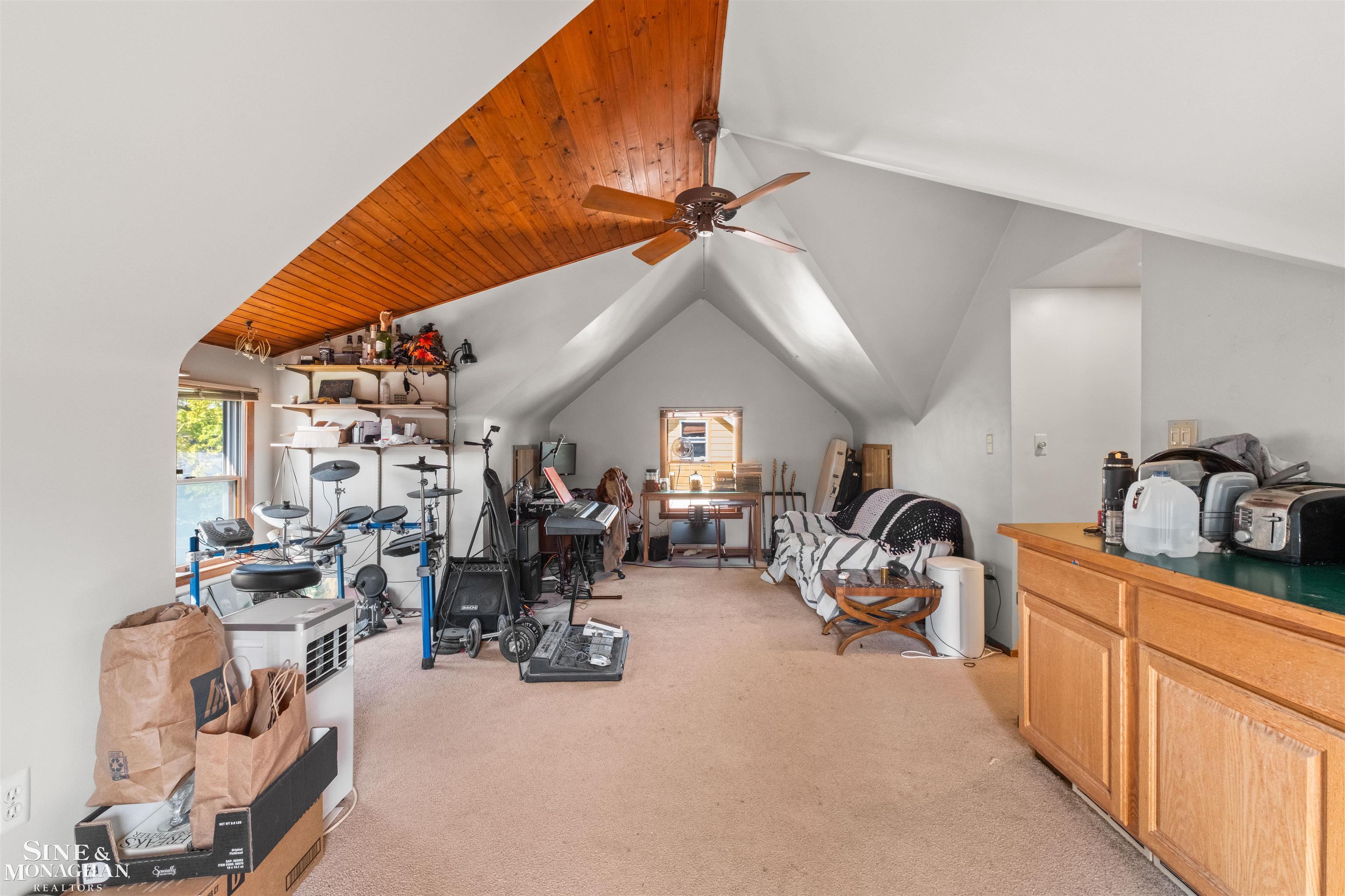 674 Neff Road Grosse Pointe, MI 48230 - Photo 23 of 38