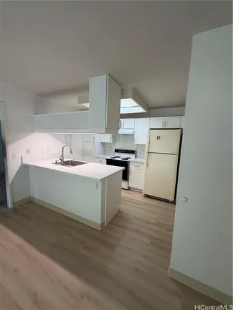 $2,500 | 441 Mananai Place, Unit 40F, Honolulu, HI 96818