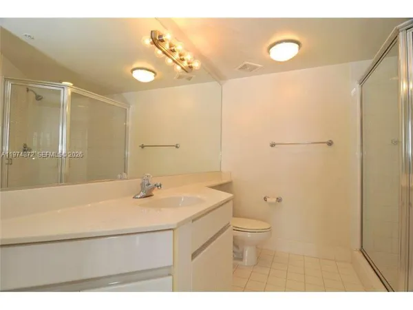 $4,700 | 1800 Sunset Harbour Drive, Unit 811, Miami Beach, FL 33139