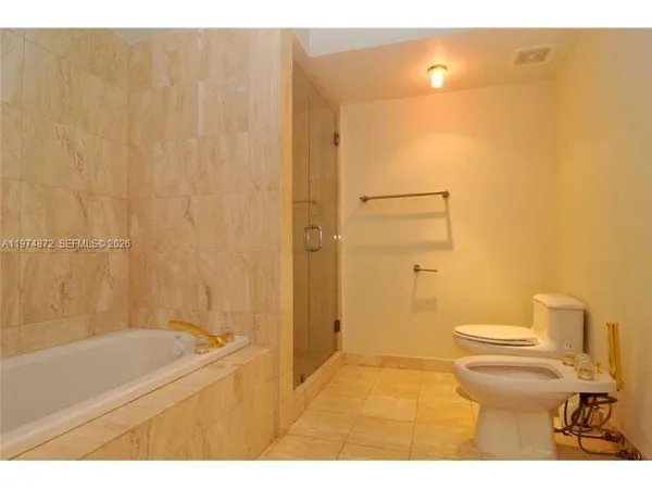 $4,700 | 1800 Sunset Harbour Drive, Unit 811, Miami Beach, FL 33139