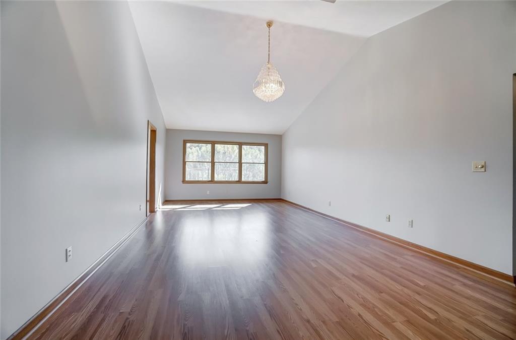 7881 Kings Ridge Circle Fairborn, OH 45324 - Photo 8 of 44
