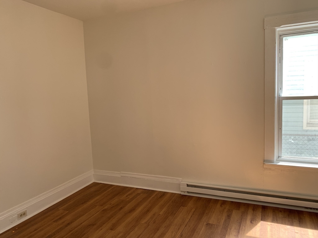 128 Austin Street Worcester, MA 01609 - Photo 15 of 30