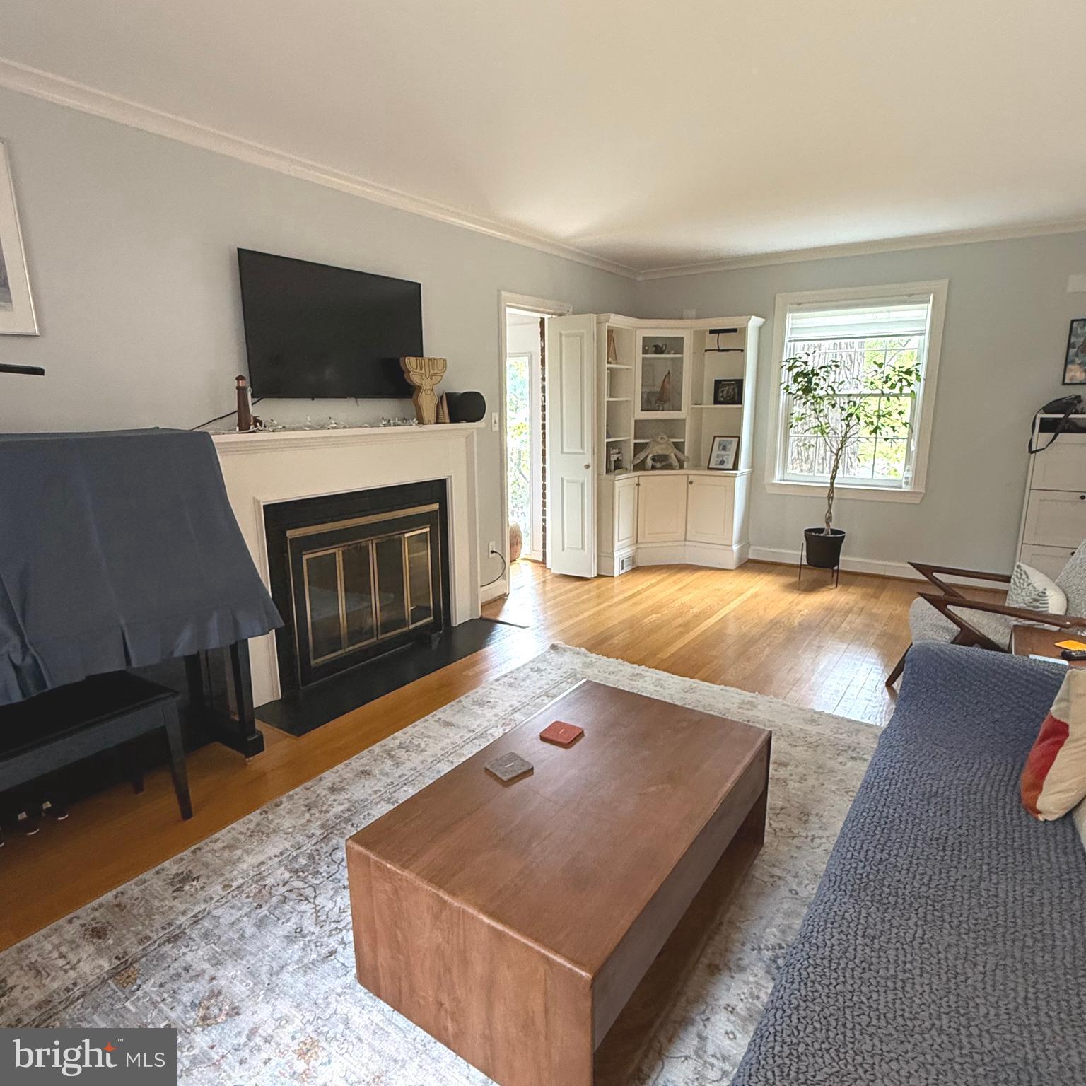 3121 Quebec Place Northwest Washington, DC 20008 - Photo 4 of 29