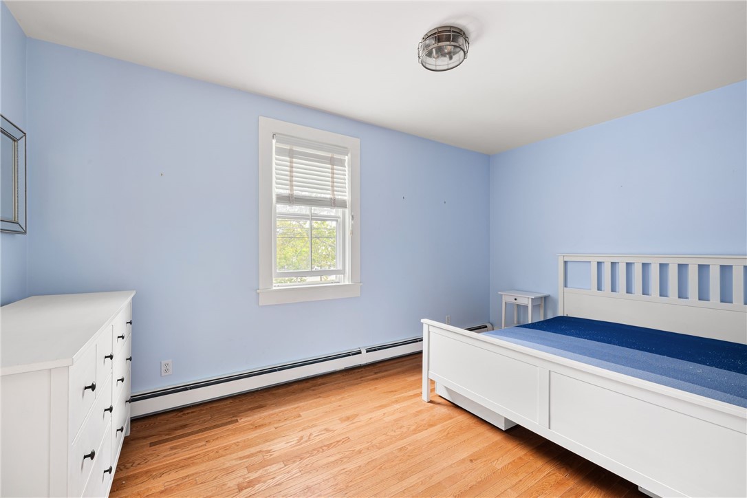 7 Marsh Street Newport, RI 02840 - Photo 16 of 29