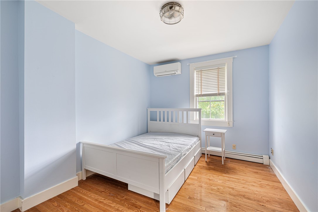 7 Marsh Street Newport, RI 02840 - Photo 21 of 29