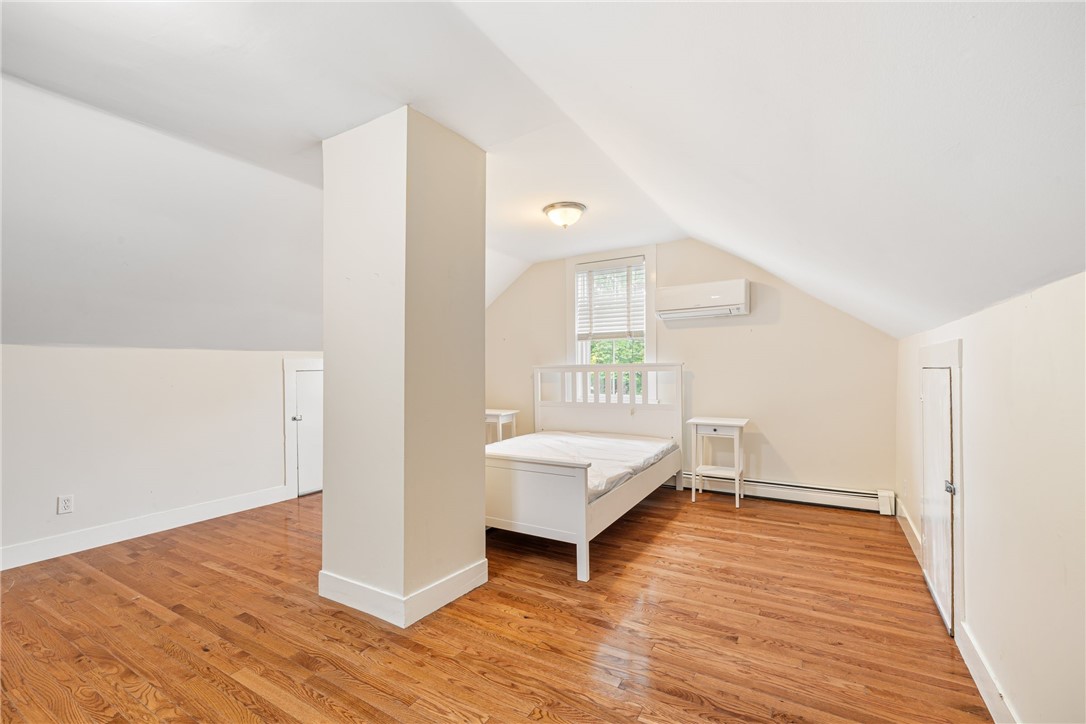 7 Marsh Street Newport, RI 02840 - Photo 23 of 29