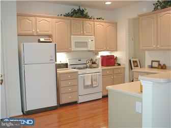 1437 Quaker Ridge West Chester, PA 19380 - Photo 7 of 11 Kitchen