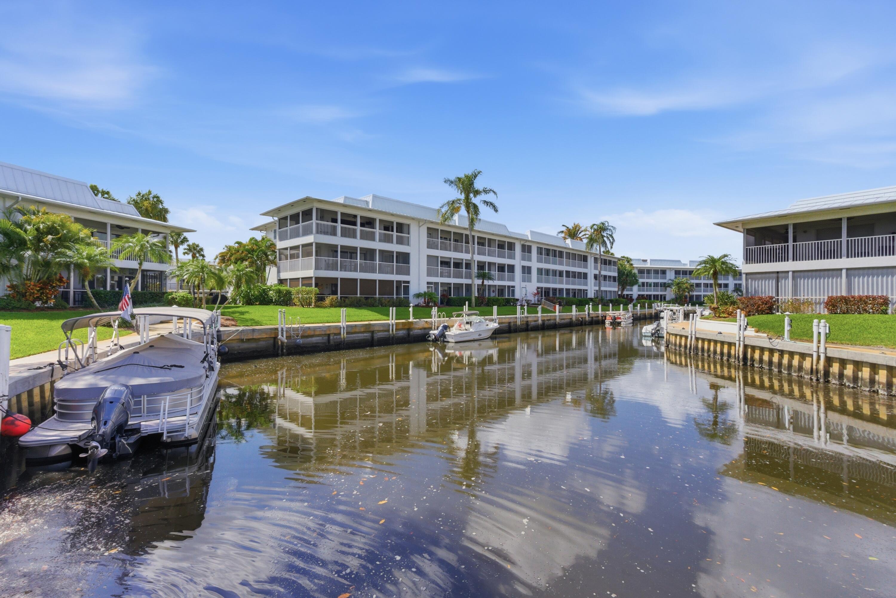 1864 Southwest Palm City Road, Unit 103 Stuart, FL 34994 - Photo 36 of 44 Windjammer_004