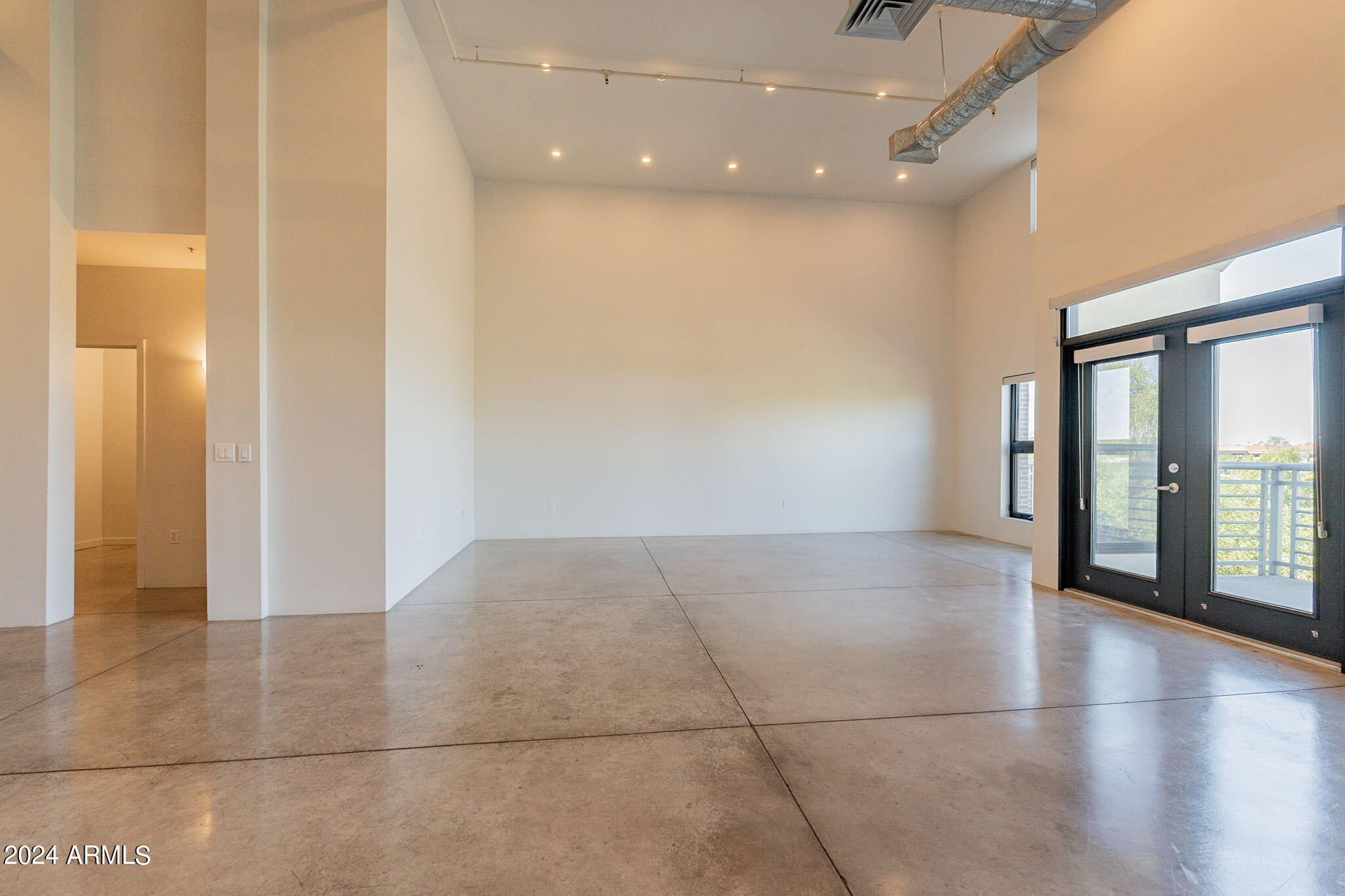 914 East Osborn Road, Unit 416 Phoenix, AZ 85014 - Photo 12 of 44