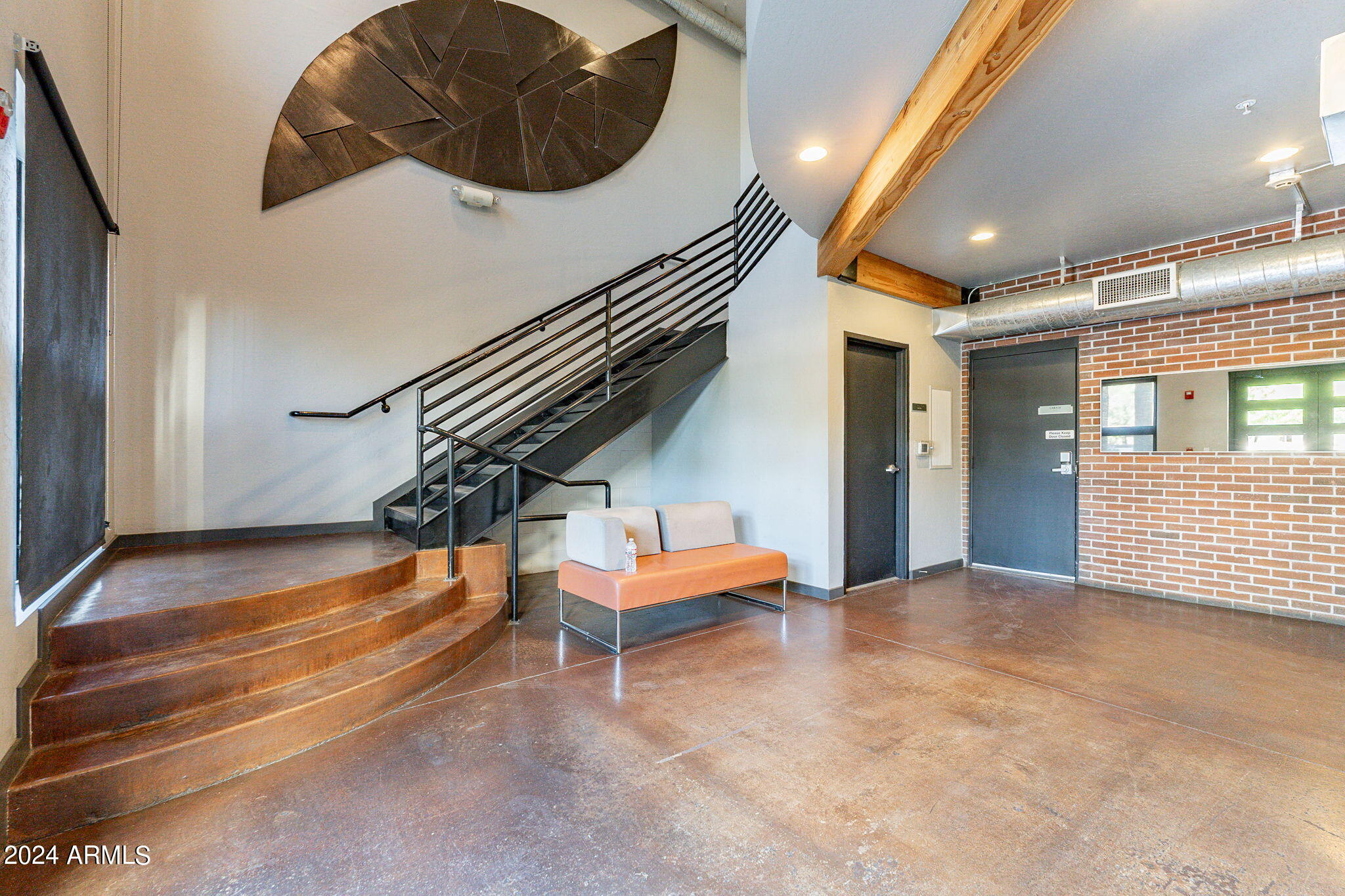 914 East Osborn Road, Unit 416 Phoenix, AZ 85014 - Photo 40 of 44 a view of entryway and hall