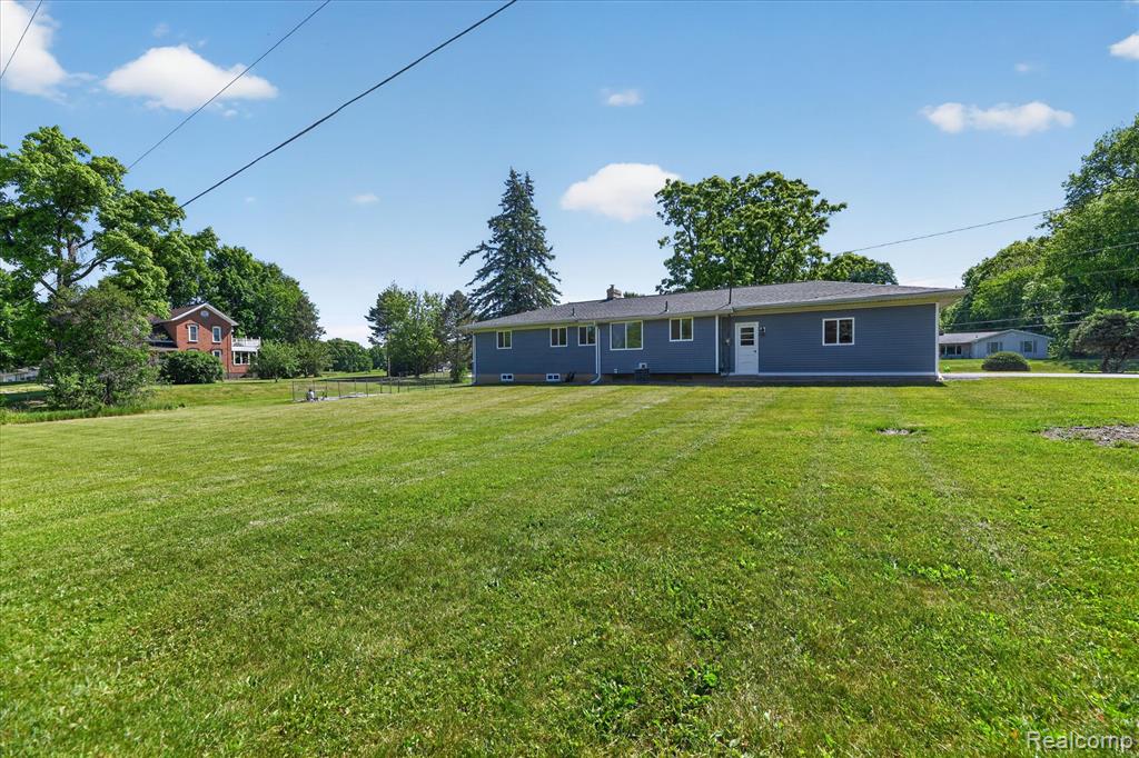 2250 Montague Road Davison, MI 48423 - Photo 39 of 45