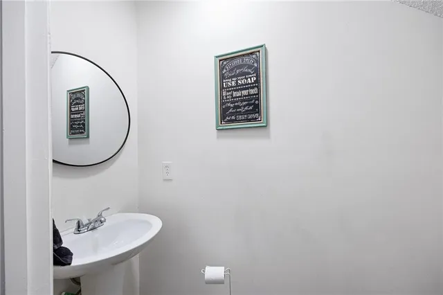 $275,000 | 7 Herchel Mize Road Southwest, Cave Spring, GA 30124