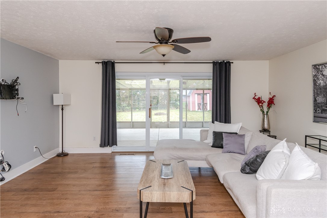 5777 Beth Road Dayton, OH 45424 - Photo 8 of 30 Gallery Image 8