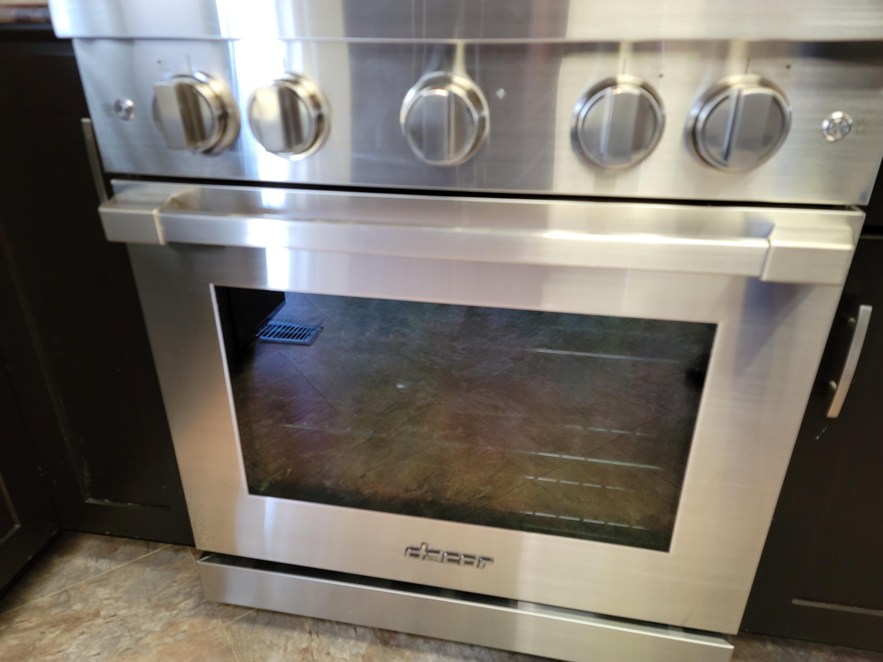 12345 North Obenchain Road Eagle Point, OR 97524 - Photo 35 of 71 Range Oven 2