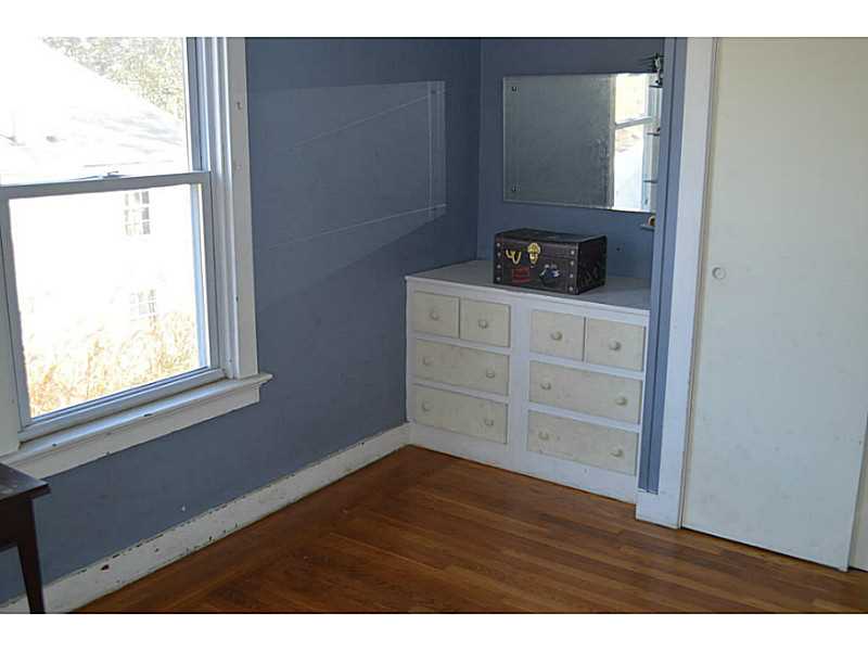 1023 East Main Road Portsmouth, RI 02871 - Photo 17 of 25 Bedroom. Bed 2