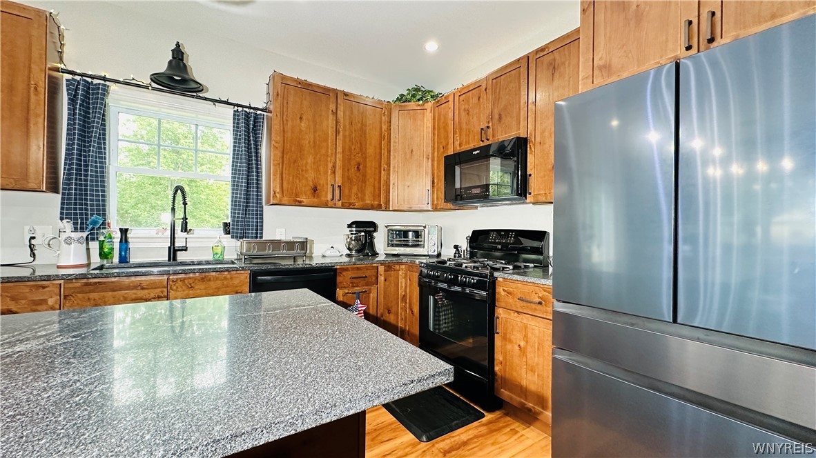 880 Upper Mountain Road Lewiston, NY 14092 - Photo 14 of 40