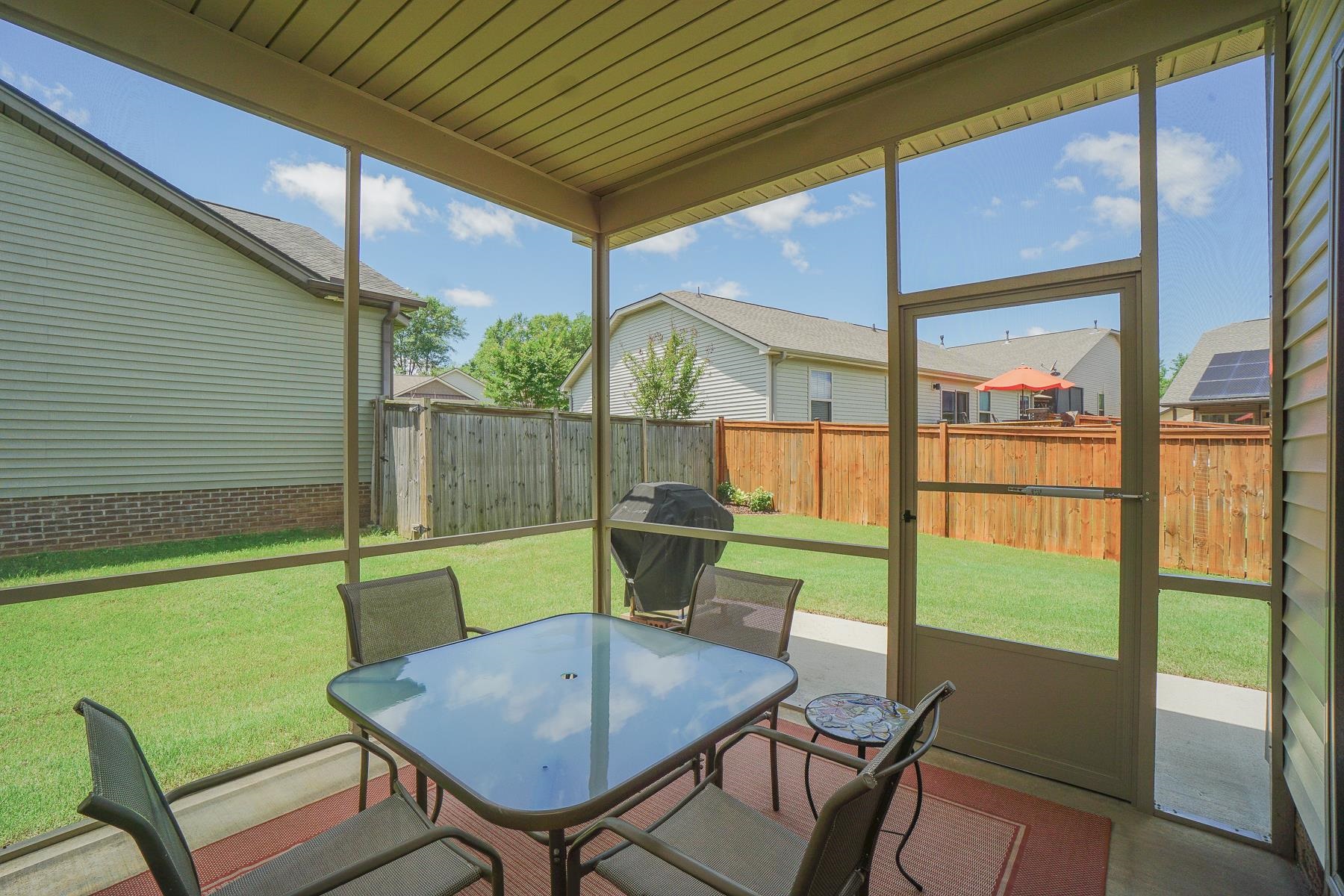 322 Stallion Road Greenville, SC 29617 - Photo 4 of 31 Gallery Image 4