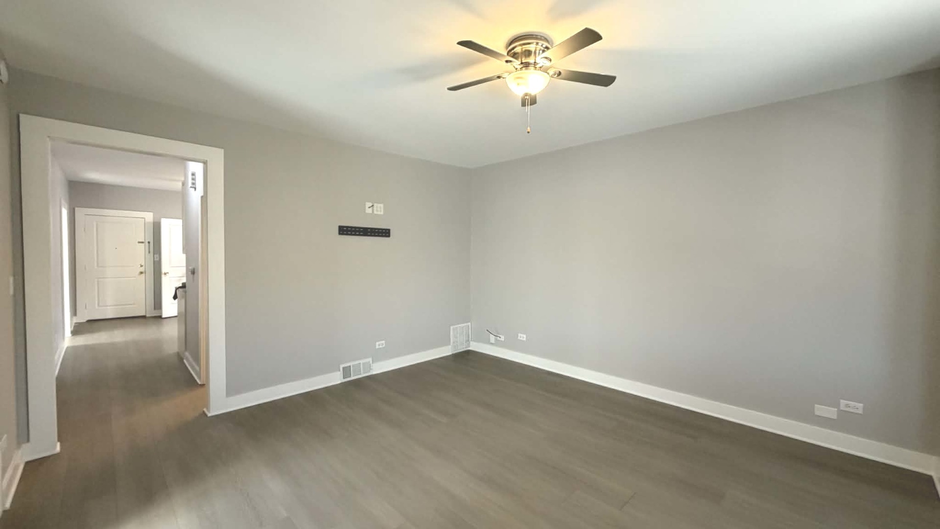 2324 Clarence Avenue, Unit 2 Berwyn, IL 60402 - Photo 3 of 13