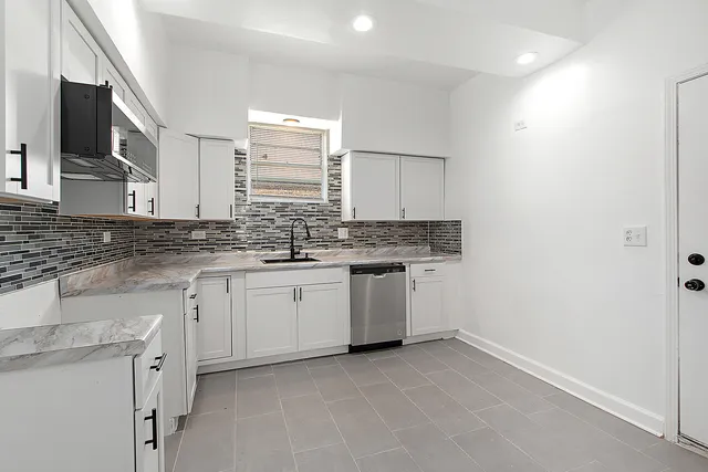 $245,000 | 6541 South Hermitage Avenue, Chicago, IL 60636