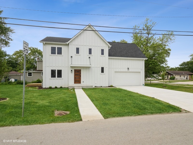 145 North Elmwood Ave