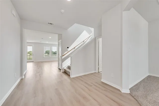 $363,590 | 808 Hayes Court, Crowley, TX 76036