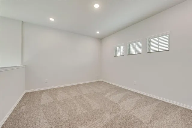 $363,590 | 808 Hayes Court, Crowley, TX 76036