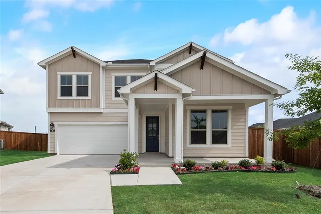 $363,590 | 808 Hayes Court, Crowley, TX 76036