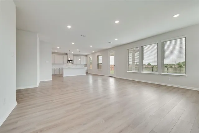 $363,590 | 808 Hayes Court, Crowley, TX 76036