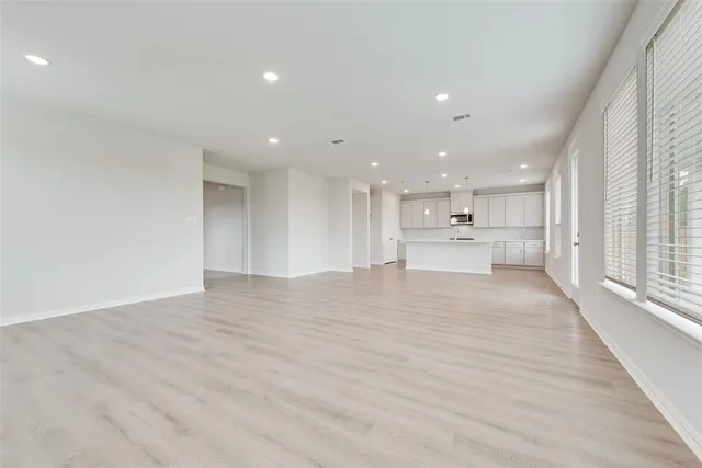 $363,590 | 808 Hayes Court, Crowley, TX 76036