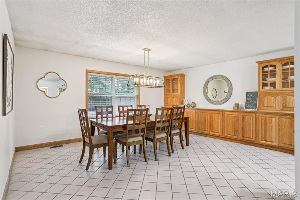 31470 East Bartlett Road Brighton, IL 62012 - Photo 14 of 52
