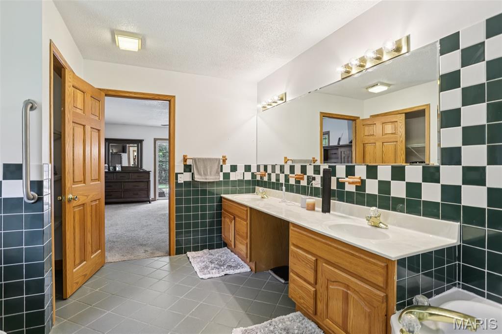 31470 East Bartlett Road Brighton, IL 62012 - Photo 23 of 52