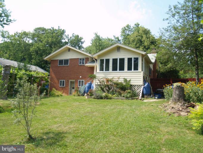 1908 Franwall Avenue Silver Spring, MD 20902 - Photo 8 of 29 Exterior (Rear)