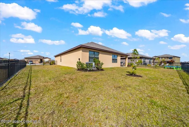 $367,500 | 6415 Topaz Drive, Grant-Valkaria, FL 32949
