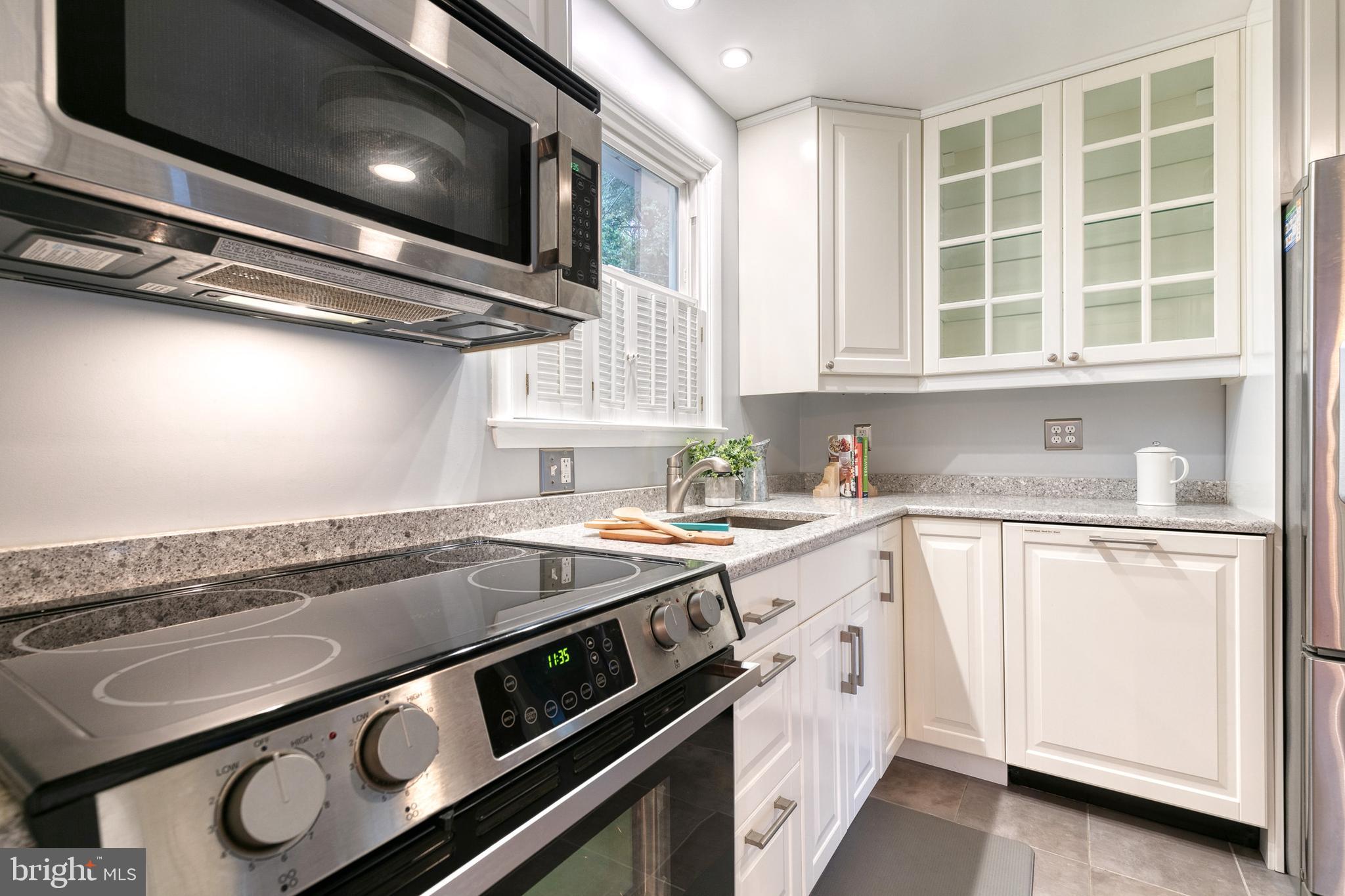 207 Garden Road Towson, MD 21286 - Photo 7 of 32 Gallery Image 7
