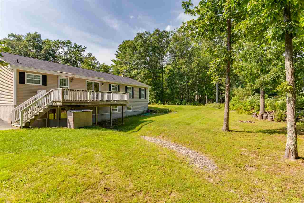 37 Brooks Road Barrington, NH 03825 - Photo 4 of 40
