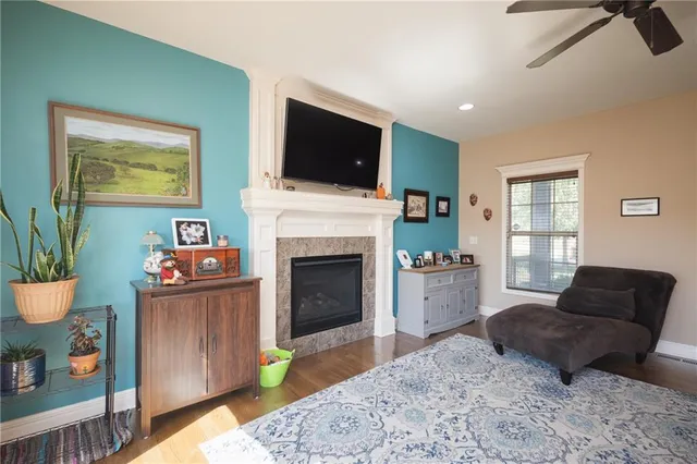 $460,000 | 1814 Cayhill Court, Warrensburg, MO 64093