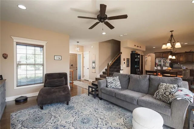 $460,000 | 1814 Cayhill Court, Warrensburg, MO 64093