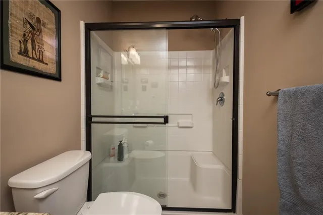 $460,000 | 1814 Cayhill Court, Warrensburg, MO 64093